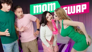 MomSwap – Angel Wave and Nicole Rae
